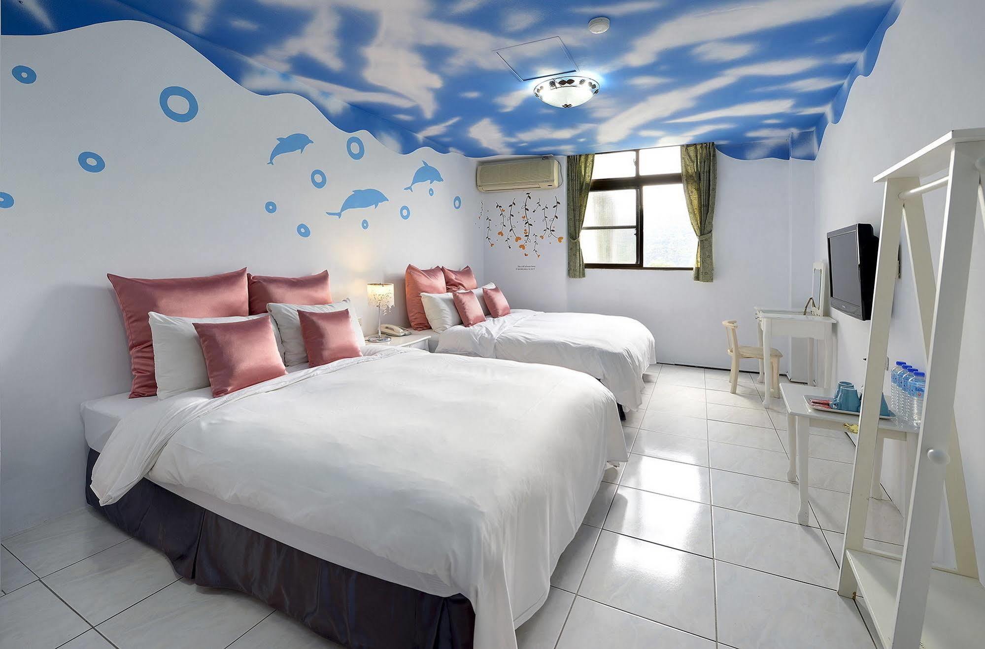 Sun Moon Lake Love Home Lake Nantou Esterno foto